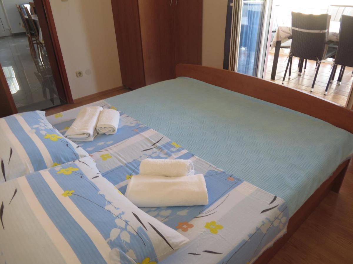 Gardenia Apartments Pakoštane Eksteriør bilde