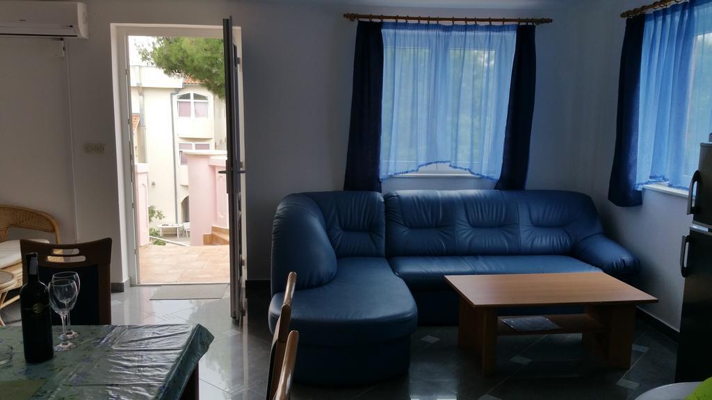 Gardenia Apartments Pakoštane Eksteriør bilde